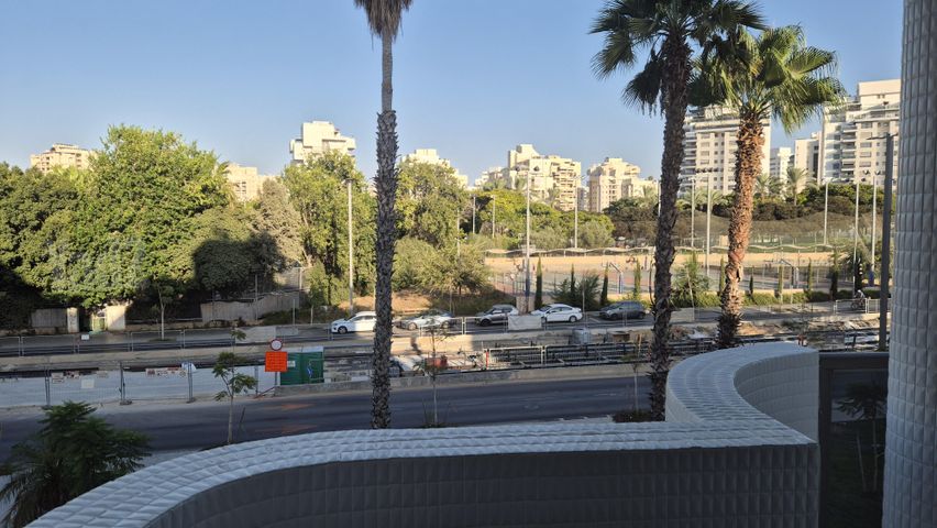 ראובן ברקת 22