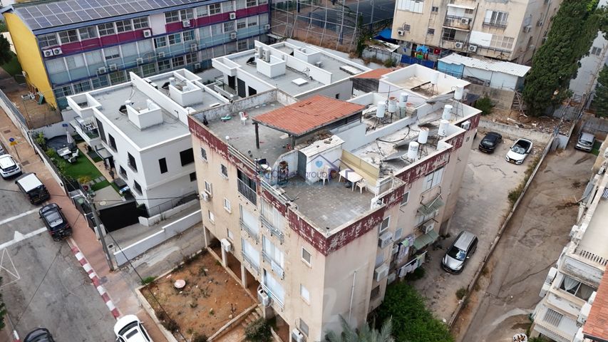 יעקב וייס 10