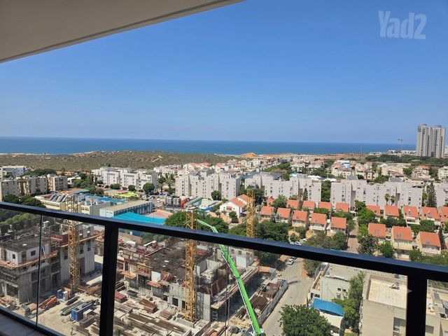 זלמן שניאור 16