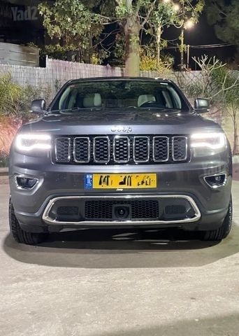 מודעת רכב ג'יפ גרנד צ'ירוקי