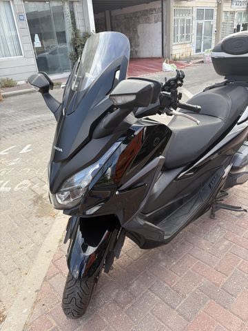 מודעת רכב הונדה FORZA125