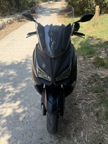 מודעת רכב סאן יאנג ג'וי-מקס 300 XI
