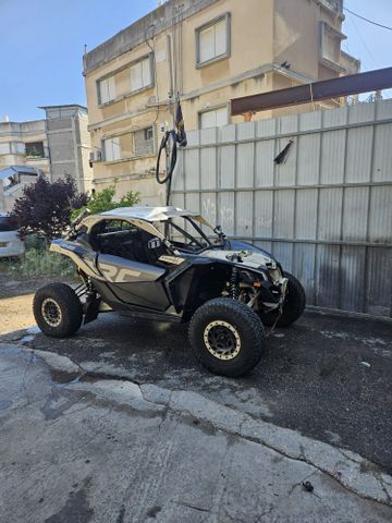 מודעת רכב בומברדיר/קאן אם