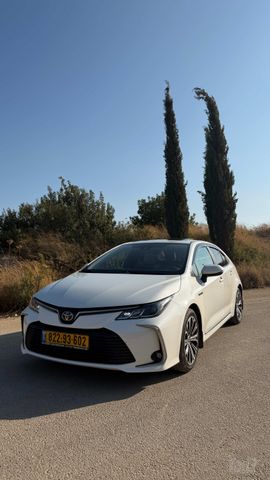 מודעת רכב טויוטה קורולה