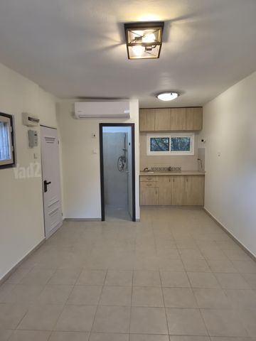 הנביאים 35