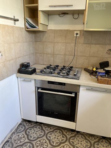 דרך מנחם בגין 11
