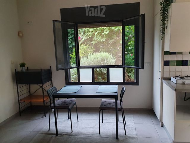 יסמין 21