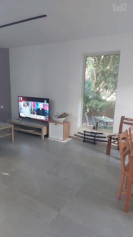 בית פרטי/ קוטג' להשכרה בתל אביב יפו — 2