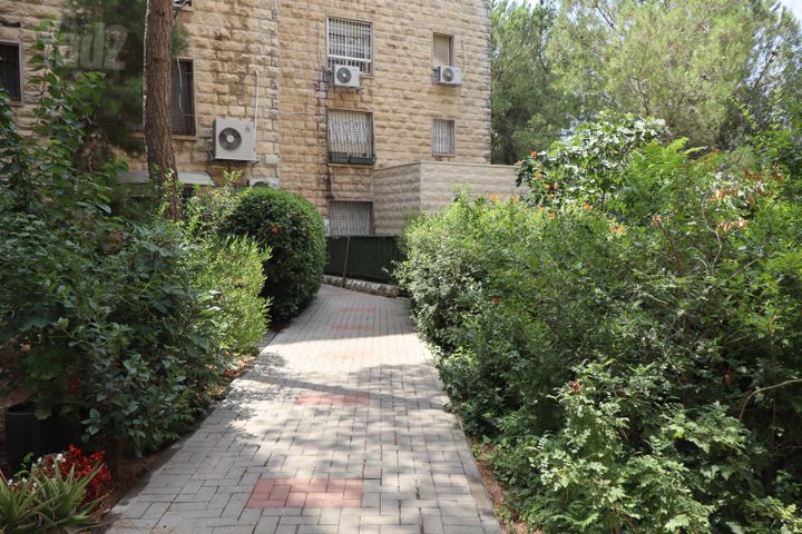 דירה להשכרה בירושלים — 4