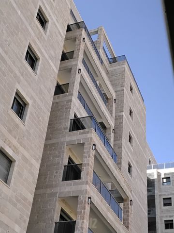 דירה להשכרה בירושלים — 2