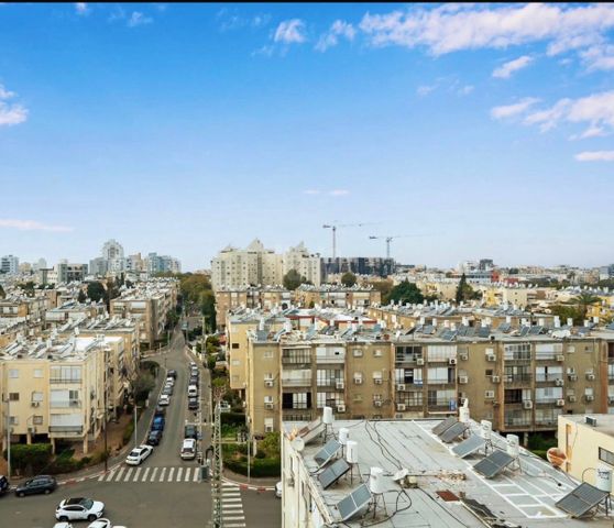 שדרות העצמאות 77
