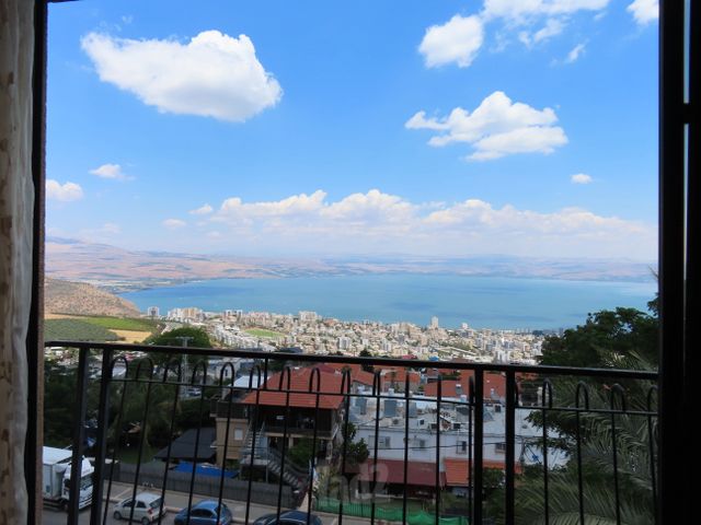 ירושלים 22