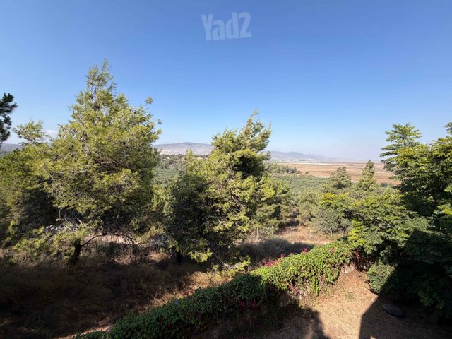 פלג 28