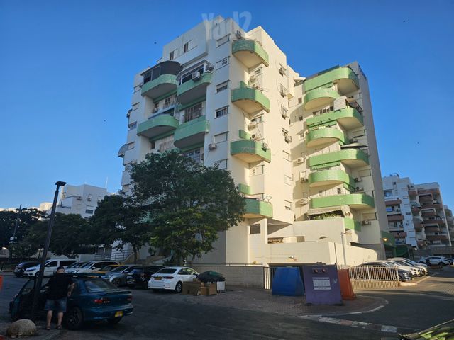 שילה 4