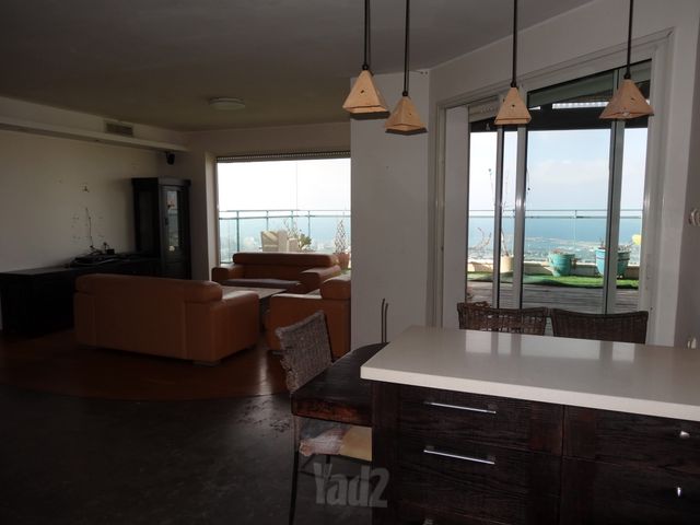 Haifa, Israel 6