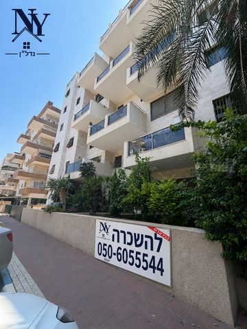 נווה יהושע, ערמונים