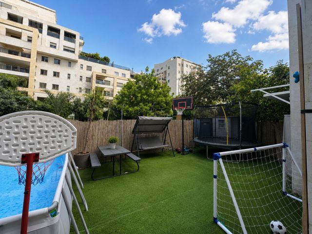 Tel Aviv-Yafo, Israel 6