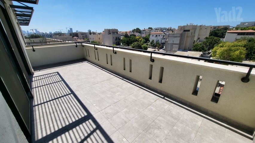 גג/ פנטהאוז להשכרה בתל אביב יפו (תיווך) — 2