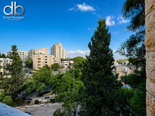 דירה
