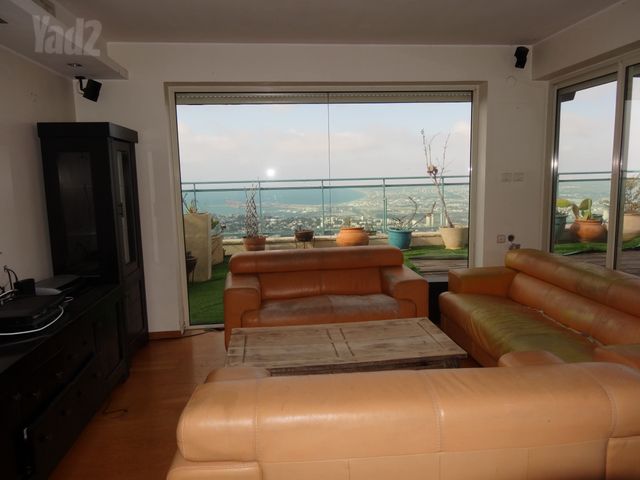 Haifa, Israel 8