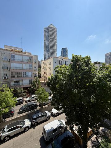 דירה להשכרה בתל אביב יפו (תיווך) — 2