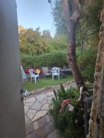 Holon, Israel 11