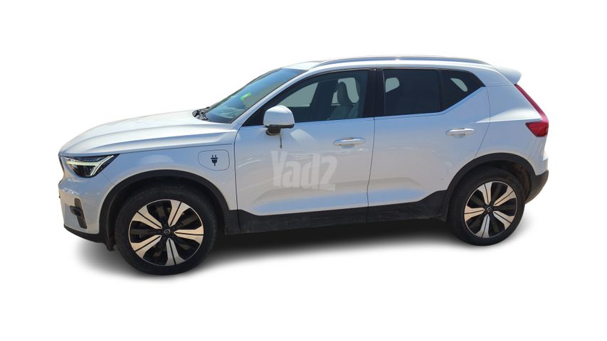מודעת רכב וולוו XC40