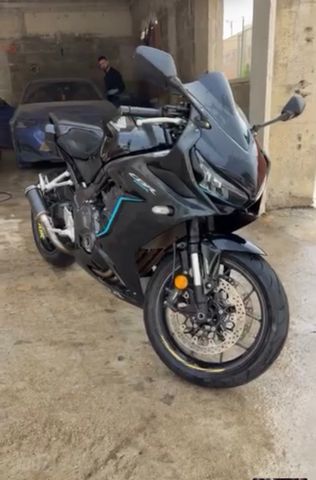מודעת רכב הונדה CBR650R