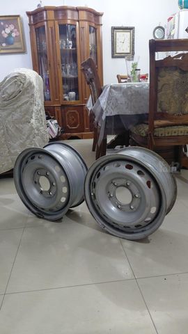 feedItemObj.data.row_1