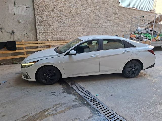 מודעת רכב יונדאי אלנטרה 2