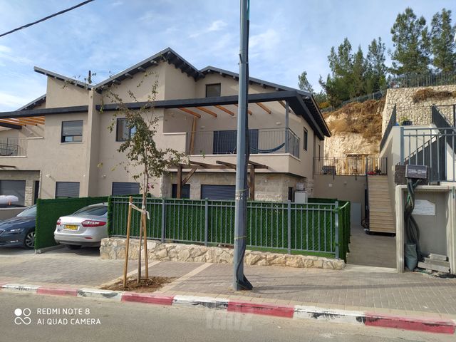 הניסנית 1