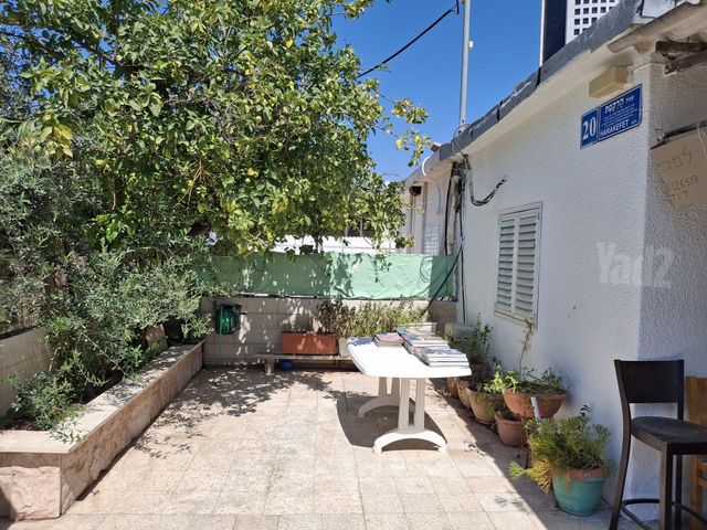 Tel Aviv-Yafo, Israel 7