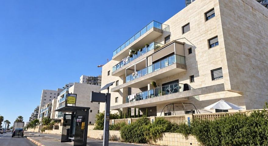 אהוד מנור 3
