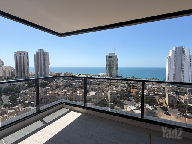 דר' ישראל בורגנסקי 4
