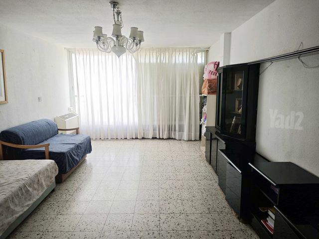 דרך זאב ז'בוטינסקי 61