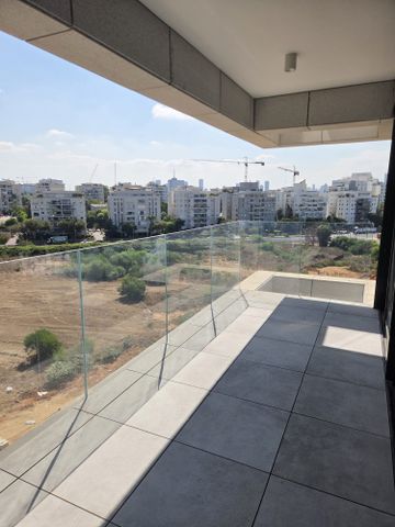 דירה להשכרה בתל אביב יפו (תיווך) — 2
