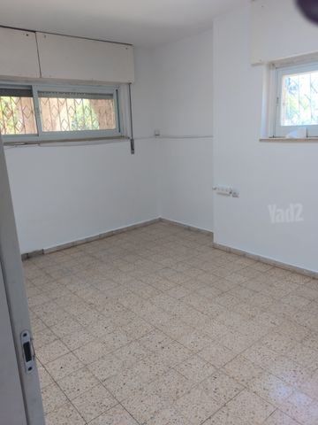 דירה להשכרה בירושלים (תיווך) — 2