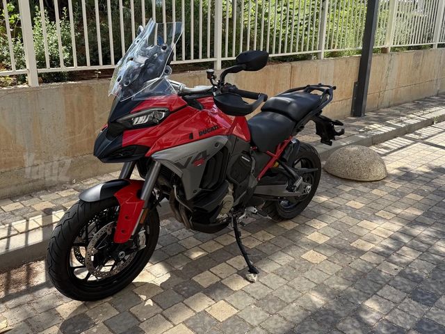מודעת רכב דוקאטי מולטיסטרדה V4s