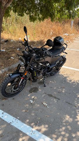 מודעת רכב הוסקוורנה SVARTPILEN 125