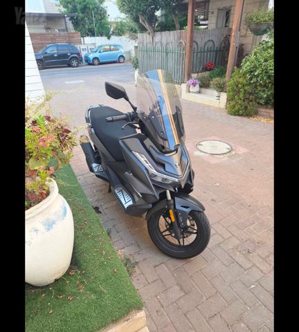 מודעת רכב VOGE SR3