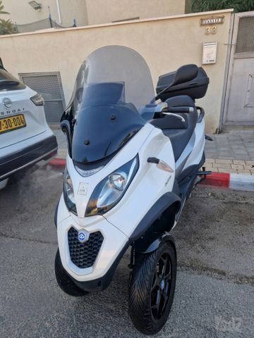 מודעת רכב פיאג'ו MP3 300 LT