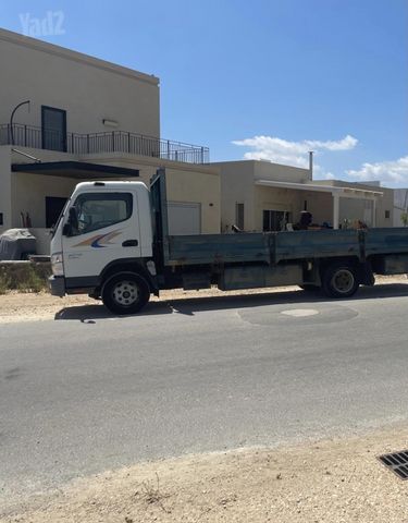 מודעת רכב מיצובישי