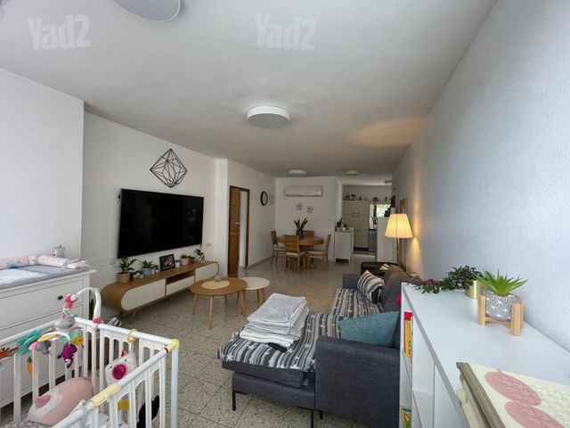 ארלוזורוב 22