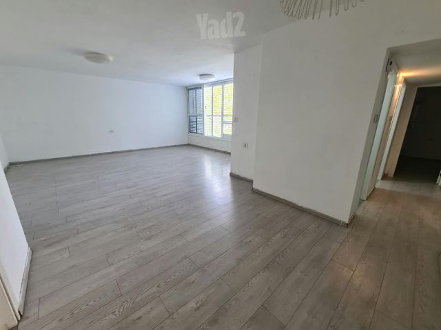 Ramat Gan, Israel 6