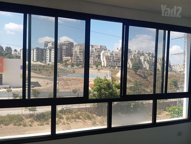 אשכולות 8