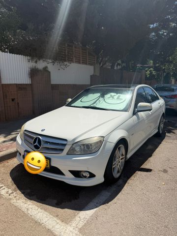 מודעת רכב מרצדס-בנץ C-class