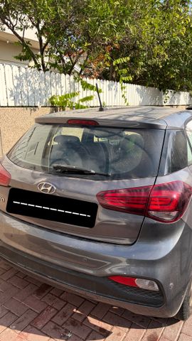 מודעת רכב יונדאי i20