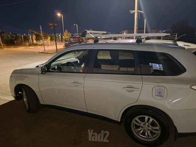מודעת רכב מיצובישי אאוטלנדר