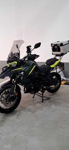 מודעת רכב בנלי TRK702X