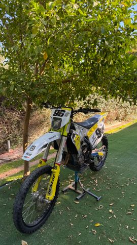 מודעת רכב הוסקוורנה FC450